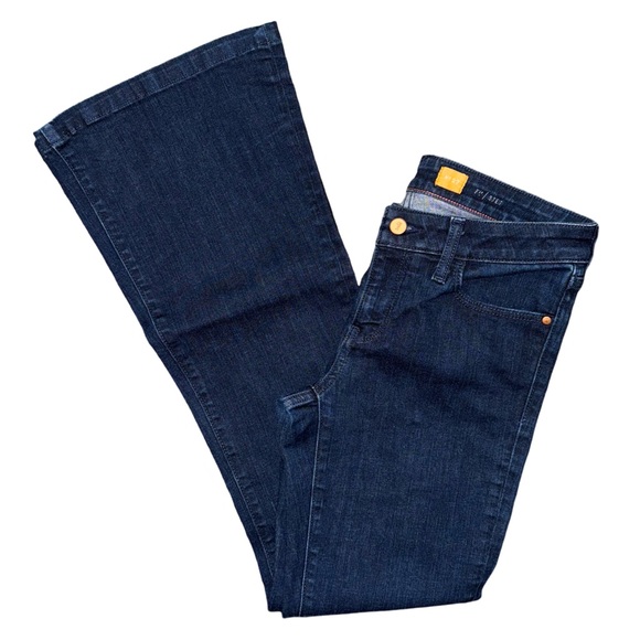 Pilcro & the Letterpress Stet Fit Flare Leg Jean - Picture 4 of 14